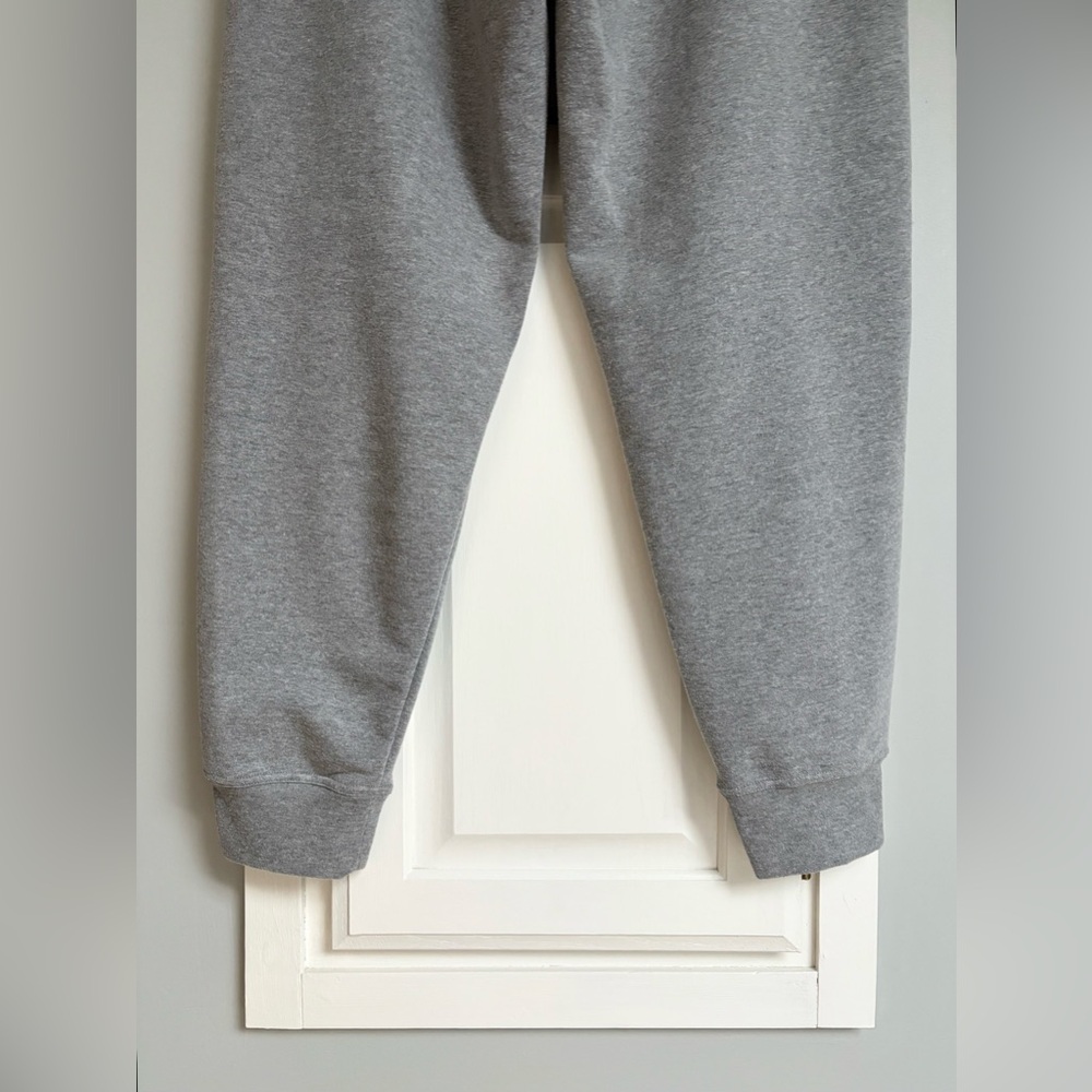 Nike || Grey Joggers - Picture 7 of 7